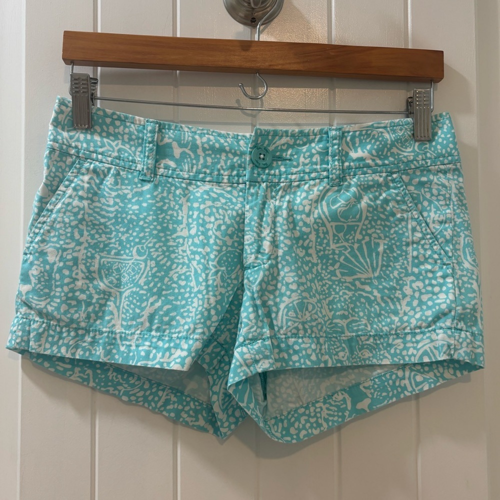 Lilly Pulitzer Walsh Shorts Blue Seashell Print Size 00